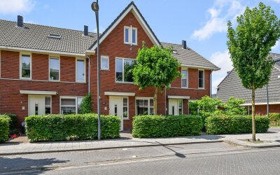 Witte Ring 69