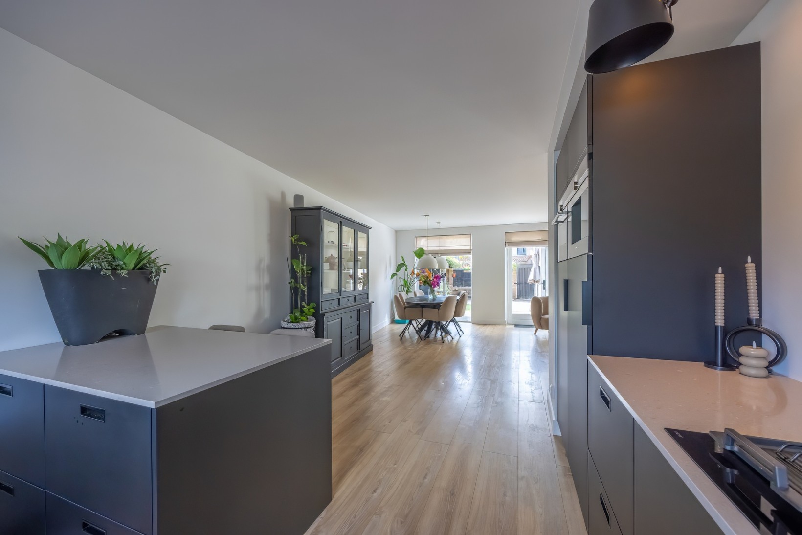Tussenwoning te koop: Weideland 16, Assendelft
