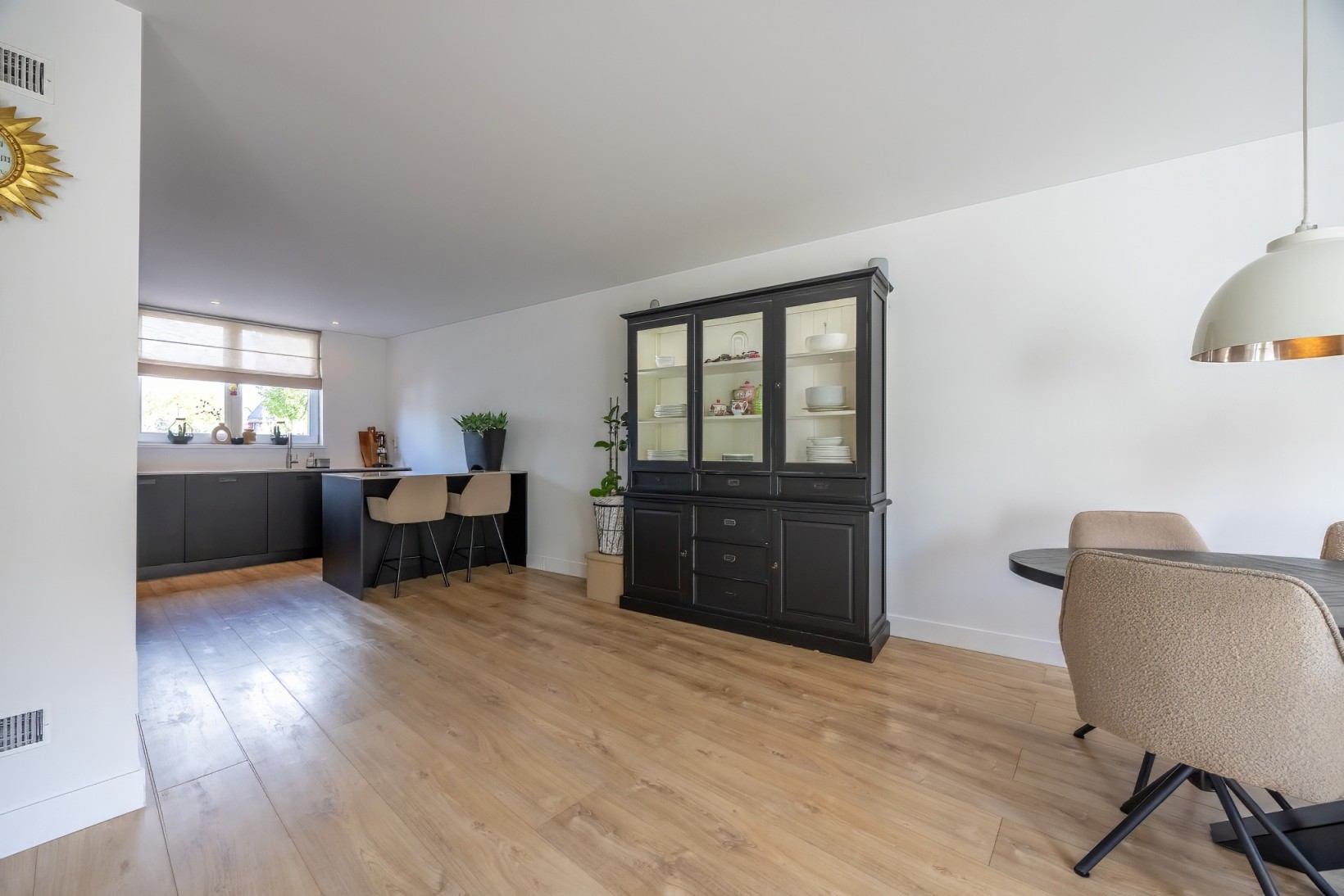 Tussenwoning te koop: Weideland 16, Assendelft