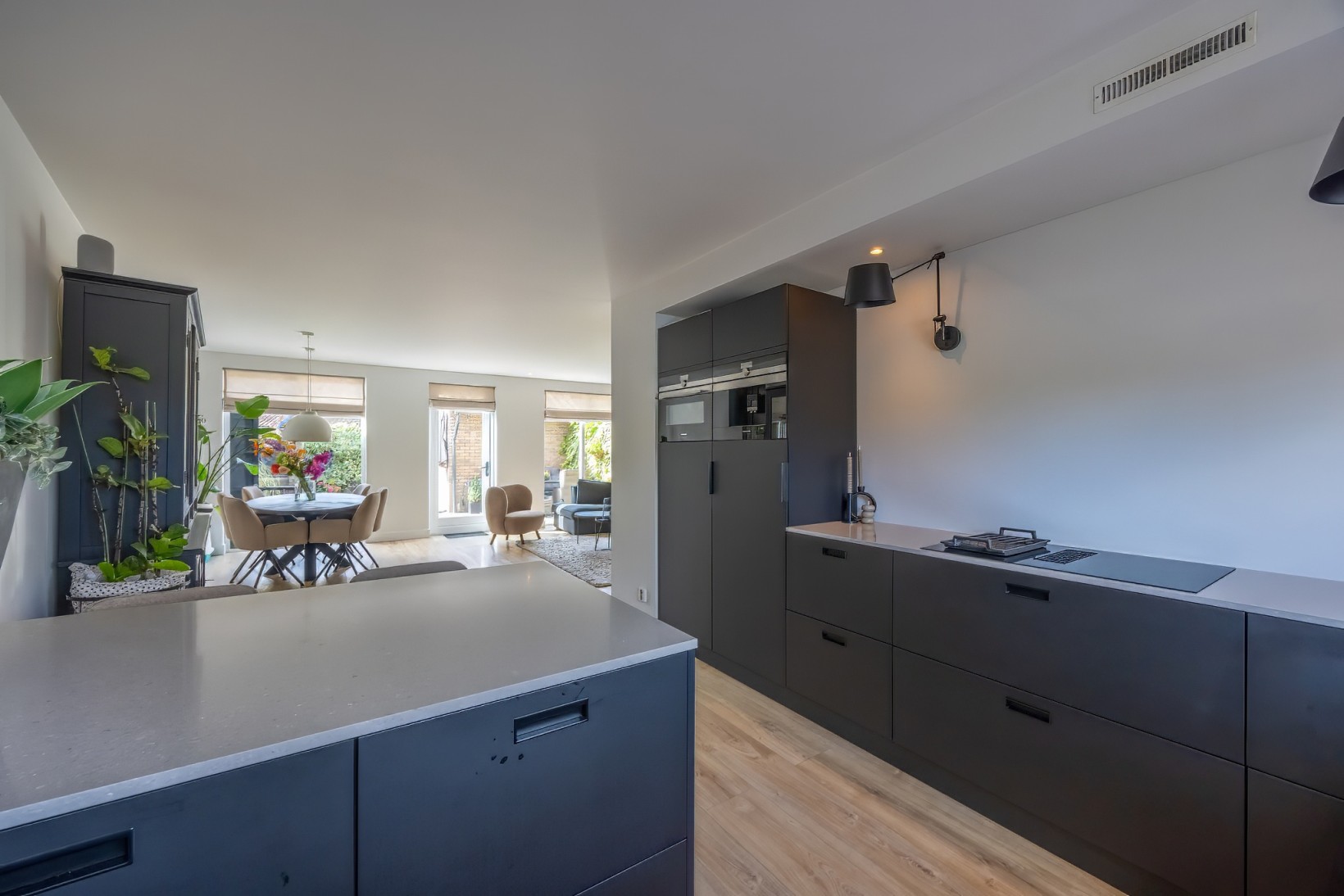 Tussenwoning te koop: Weideland 16, Assendelft