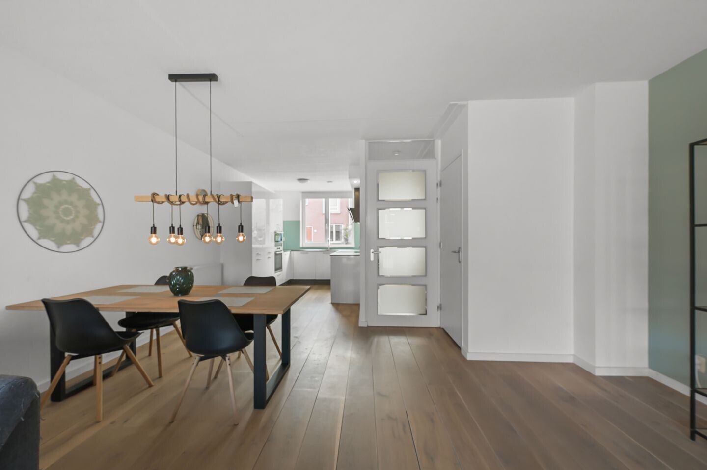 Tussenwoning te koop: Zwarte Ring 89, Assendelft