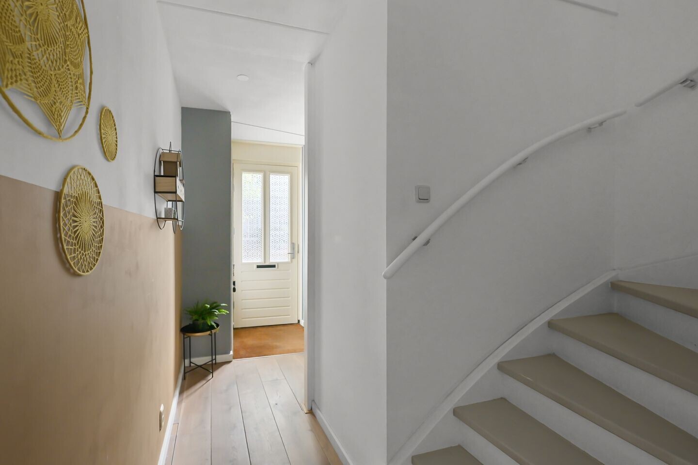 Tussenwoning te koop: Zwarte Ring 89, Assendelft