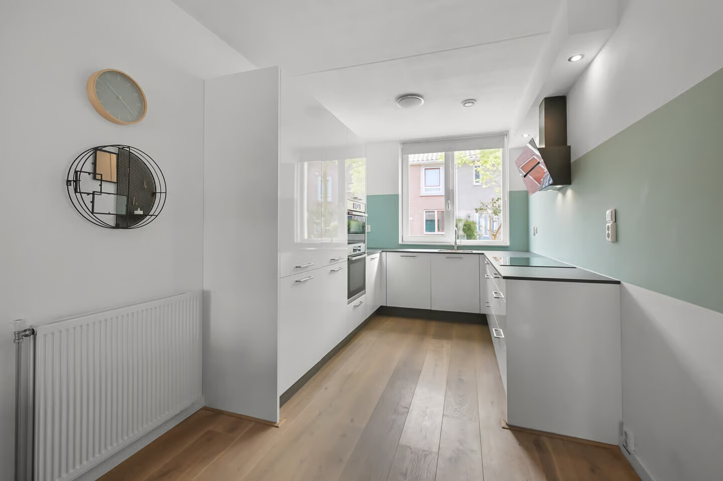 Tussenwoning te koop: Zwarte Ring 89, Assendelft