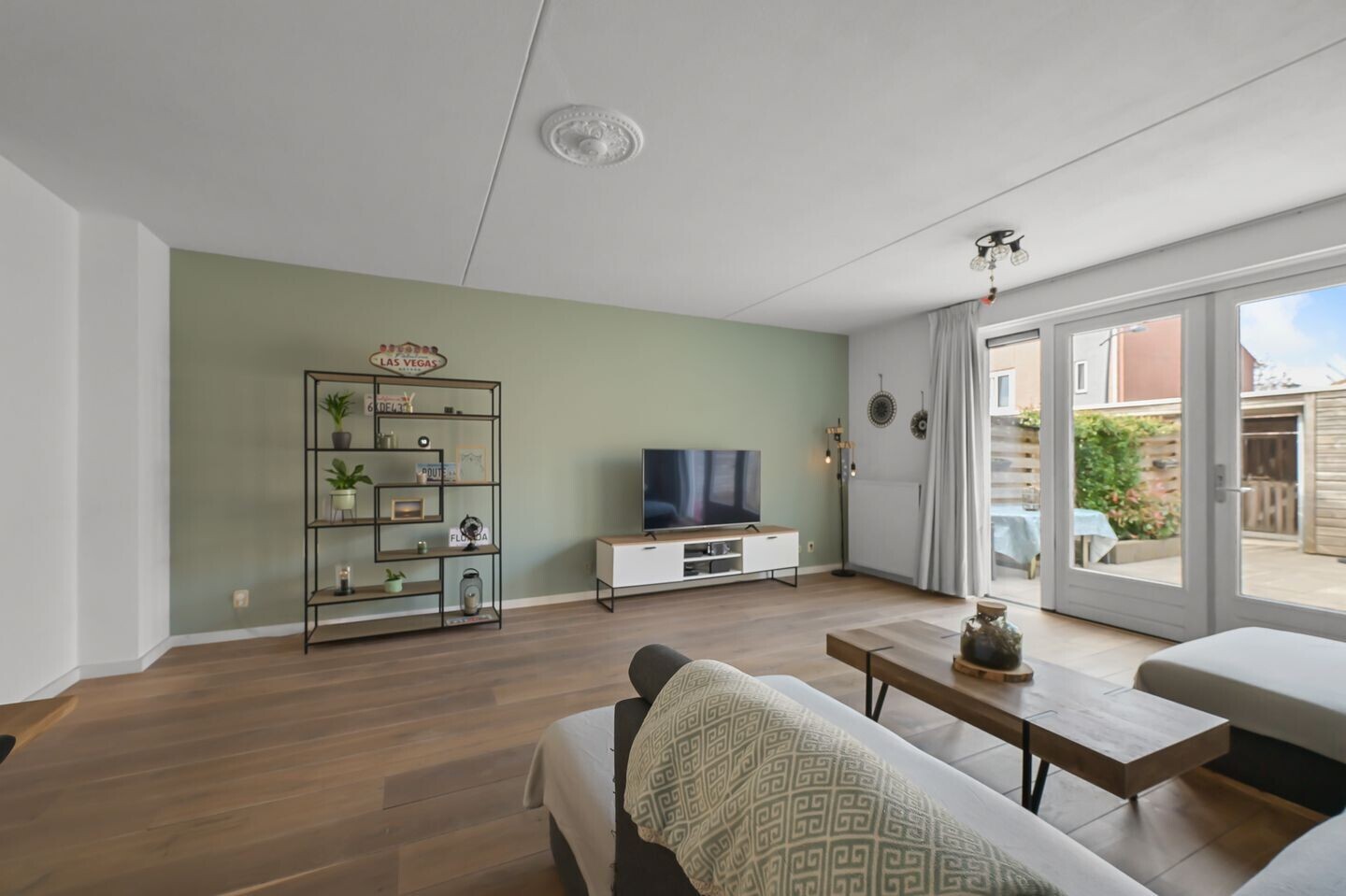 Tussenwoning te koop: Zwarte Ring 89, Assendelft
