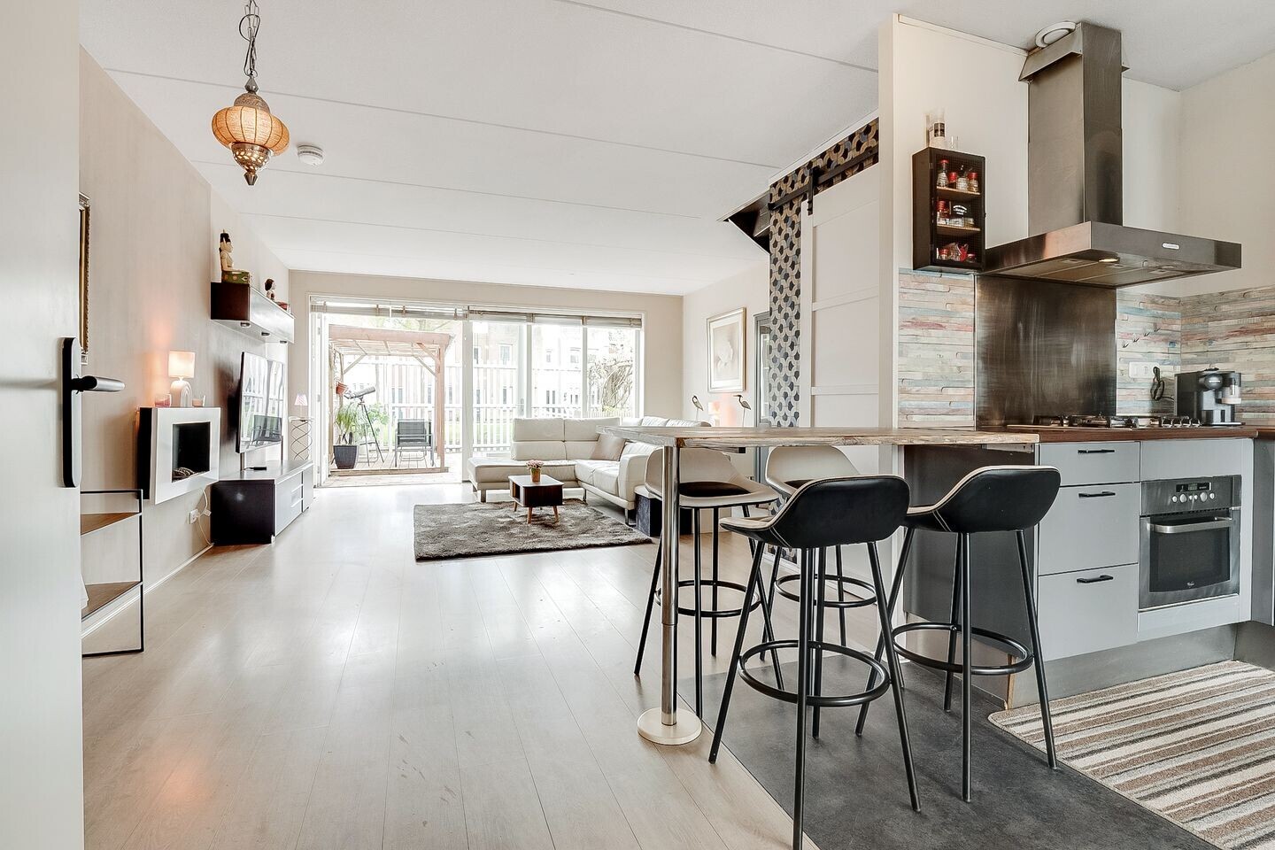 Tussenwoning te koop: Valkhofpark 22, Assendelft