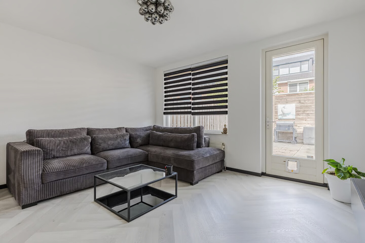 Tussenwoning te koop: Ambachtslaan 62, Assendelft