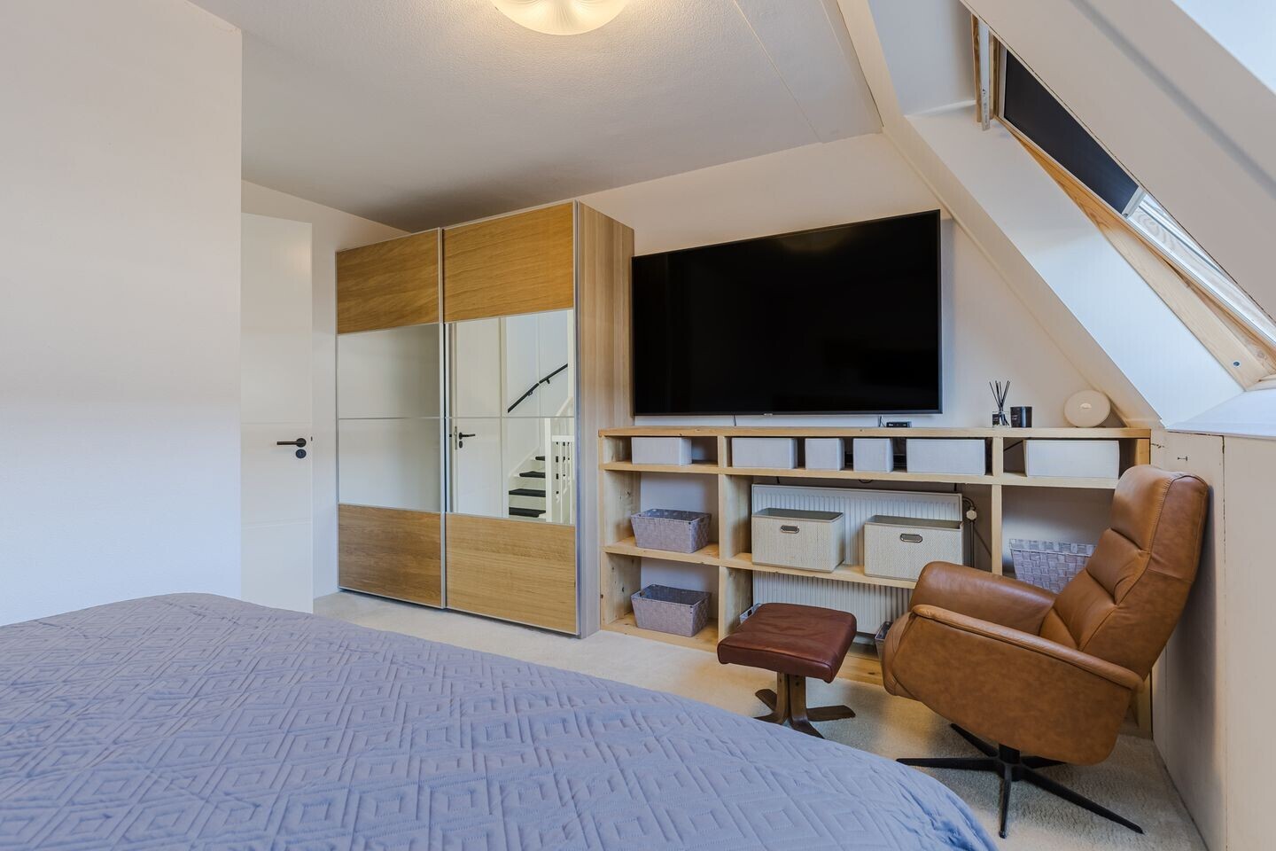 Tussenwoning te koop: Ambachtslaan 62, Assendelft