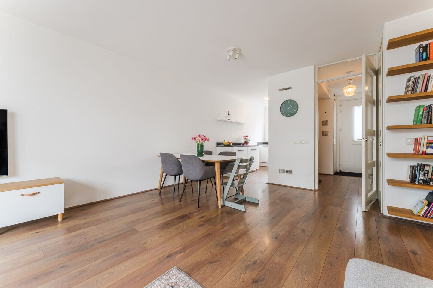 Tussenwoning te koop: Vogezen 48, Assendelft