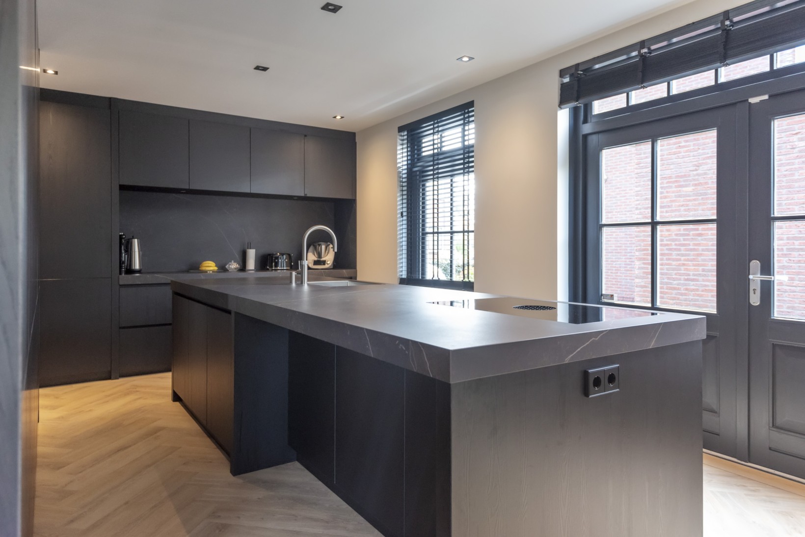 Vrijstaande woning te koop: Eifel 27, Assendelft