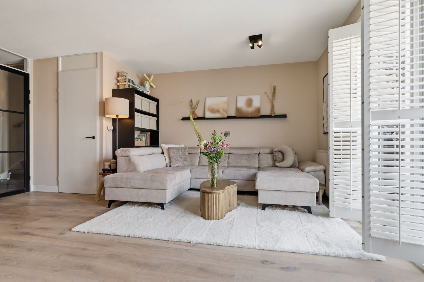 Tussenwoning te koop: Laurentiden 13, Assendelft