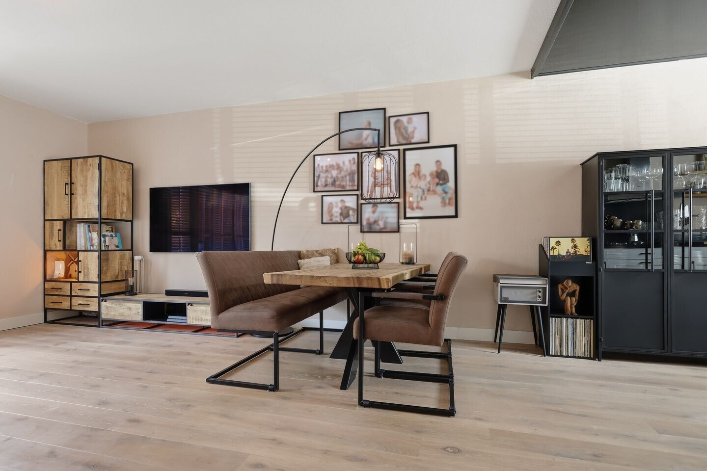 Tussenwoning te koop: Laurentiden 13, Assendelft