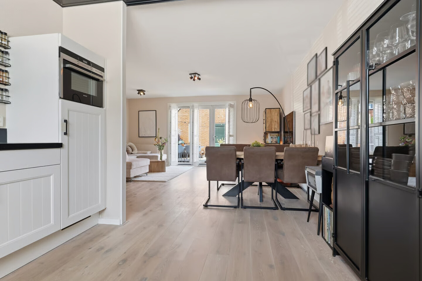 Tussenwoning te koop: Laurentiden 13, Assendelft