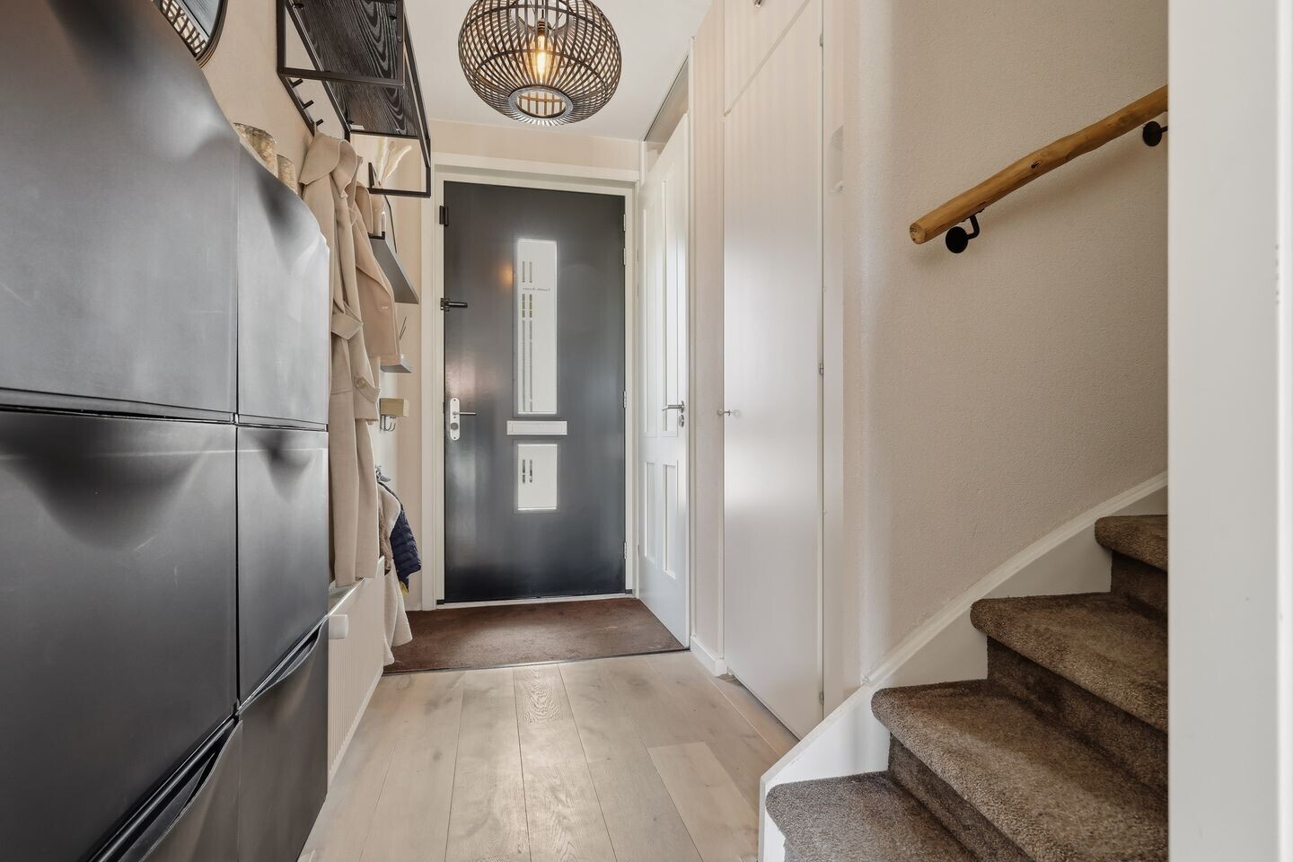 Tussenwoning te koop: Laurentiden 13, Assendelft