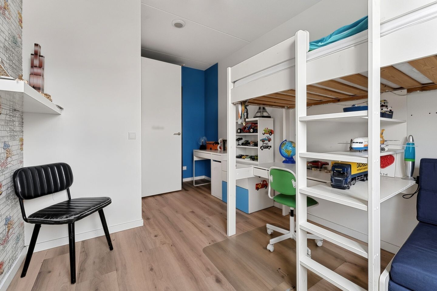 Twee-onder-één-kap te koop: Zonzicht 9, Assendelft