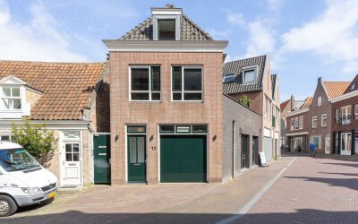 Zuiderkerkstraat 12