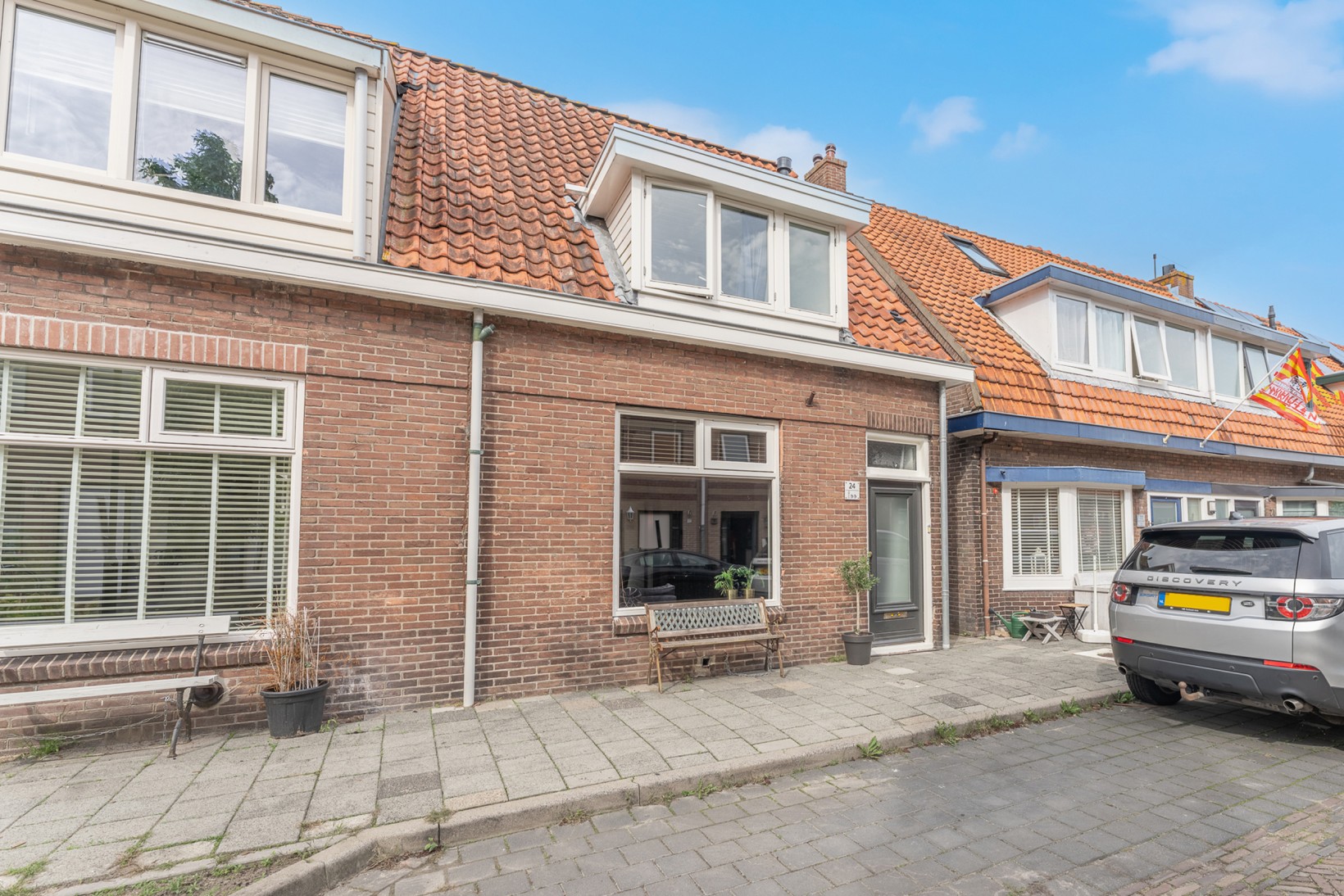 Hoekwoning te koop: Lange Tuinstraat 24, Enkhuizen