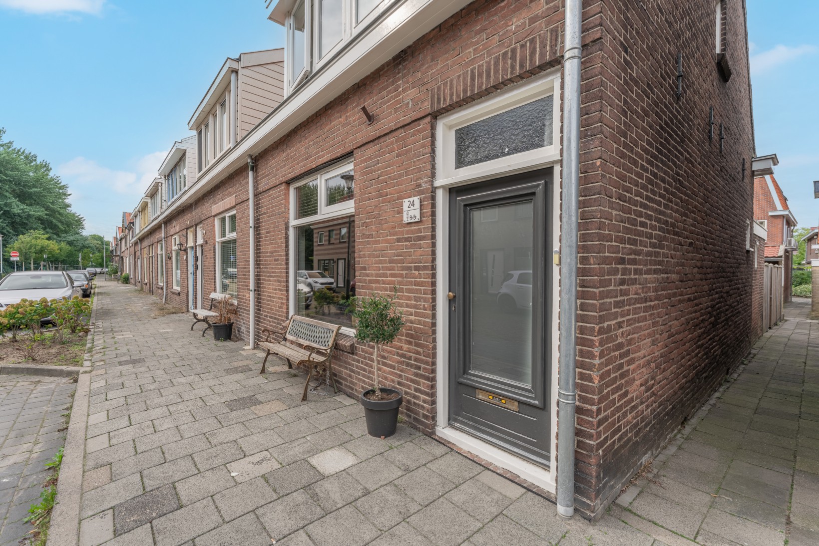 Hoekwoning te koop: Lange Tuinstraat 24, Enkhuizen