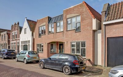 Breedstraat 24