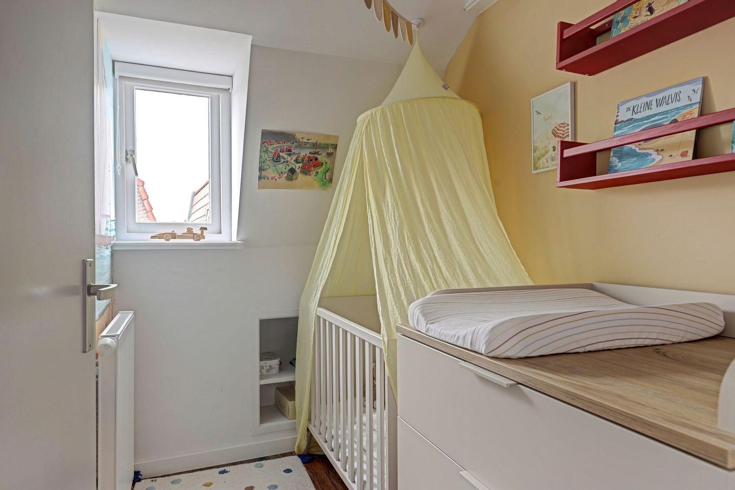 Tussenwoning te koop: Venuslaan 49, Enkhuizen