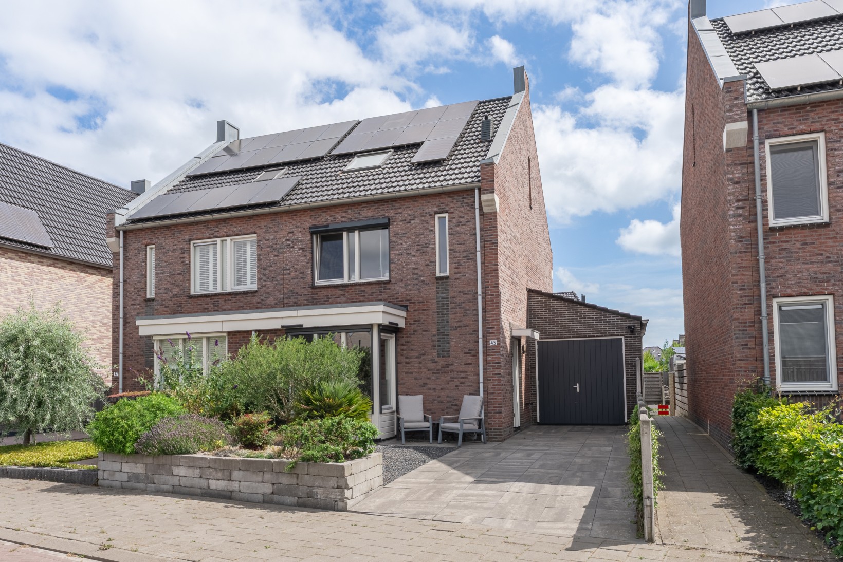 Twee-onder-één-kap te koop: Om de Lande 45, Enkhuizen