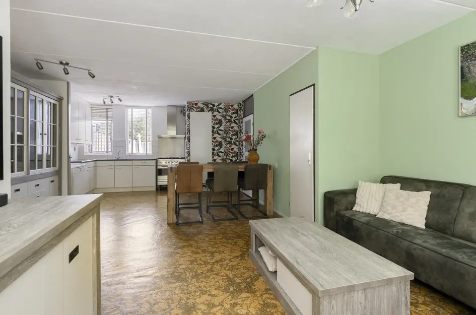 Tussenwoning te koop: Douwe Brouwerweg 71, Enkhuizen