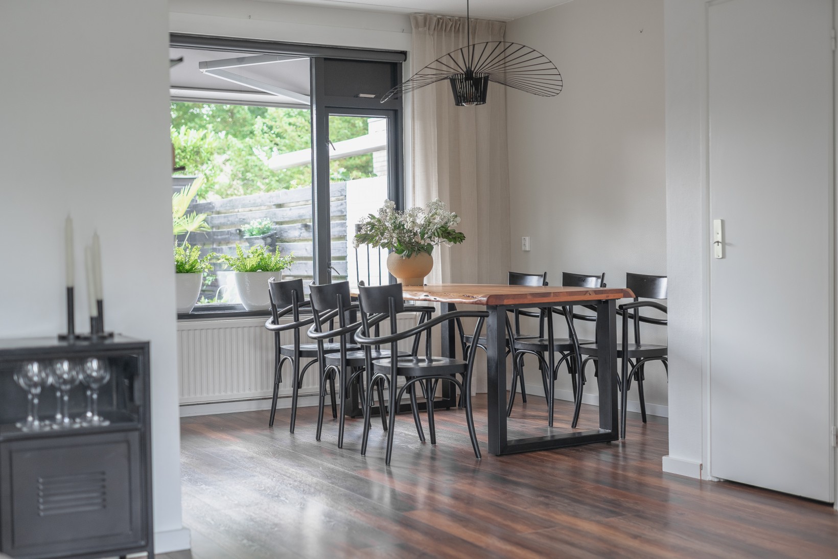 Hoekwoning te koop: Wilgenkade 1, Enkhuizen
