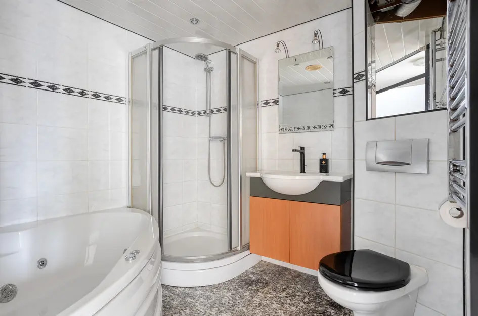 Tussenwoning te koop: Leeuwerik 14, Venhuizen