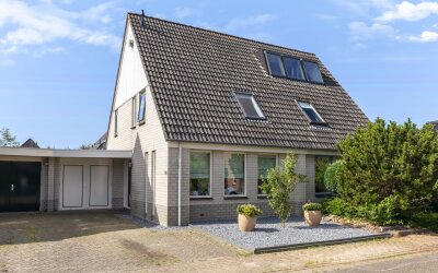 Koperwiek 19