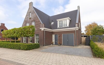 De Rode Eenhoorn 10