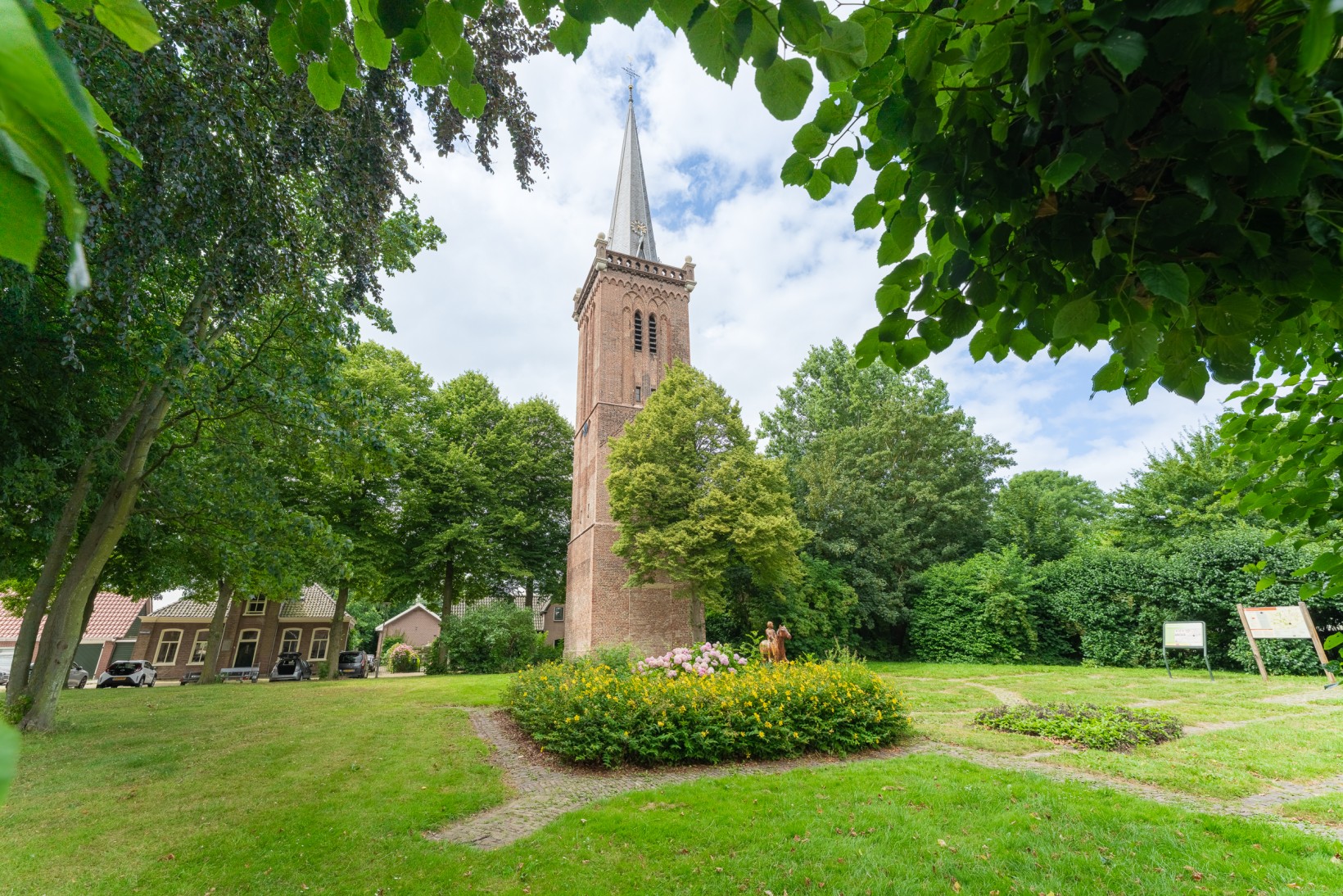 Vrijstaande woning te koop: Schoollaan 4, Hem