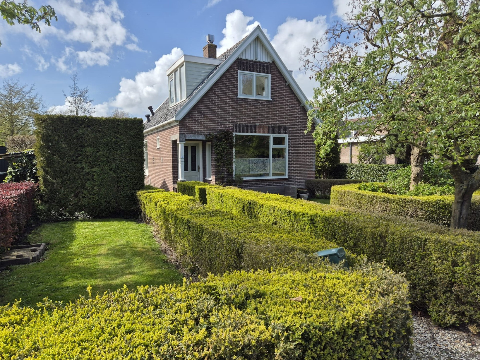 Vrijstaande woning te koop: Kerkbuurt 8, Wijdenes