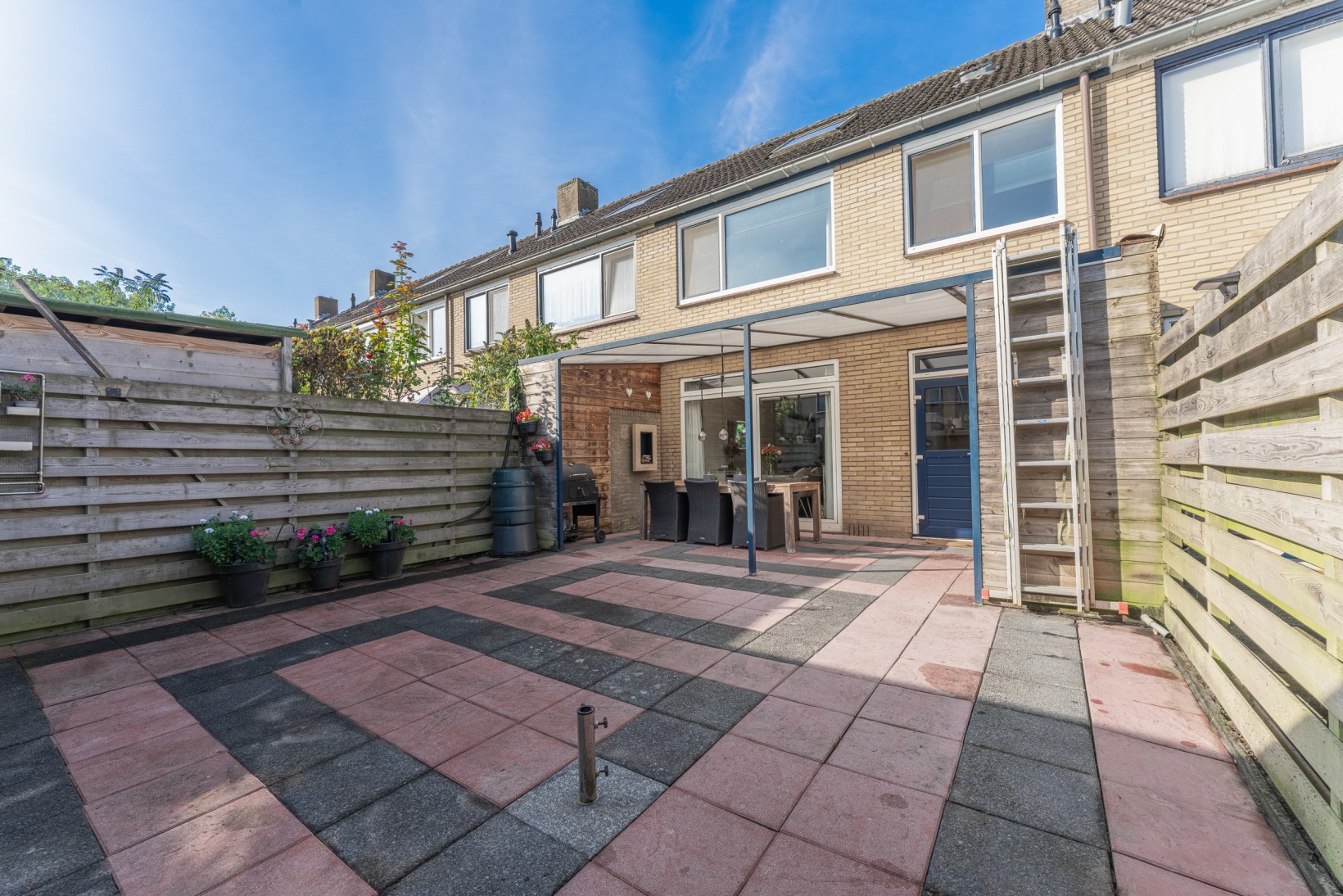 Tussenwoning te koop: Bourgondiëweg 143, Bovenkarspel