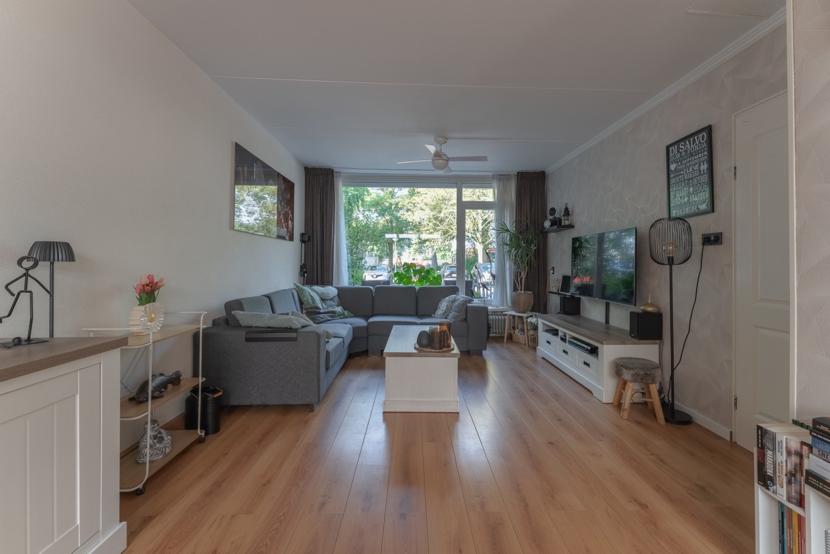 Tussenwoning te koop: Bourgondiëweg 143, Bovenkarspel