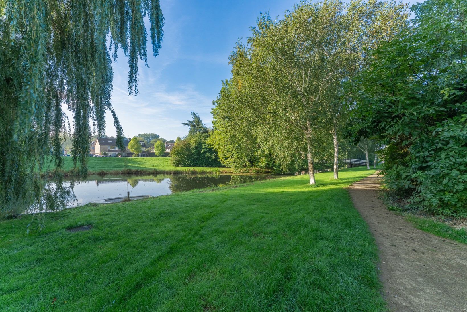 Tussenwoning te koop: Bourgondiëweg 143, Bovenkarspel