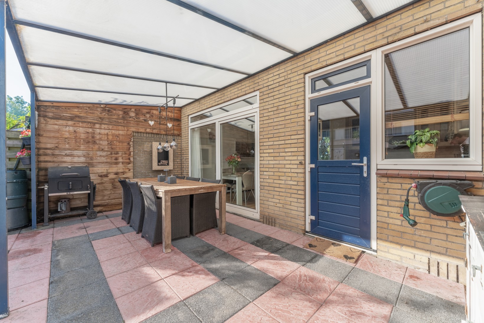 Tussenwoning te koop: Bourgondiëweg 143, Bovenkarspel