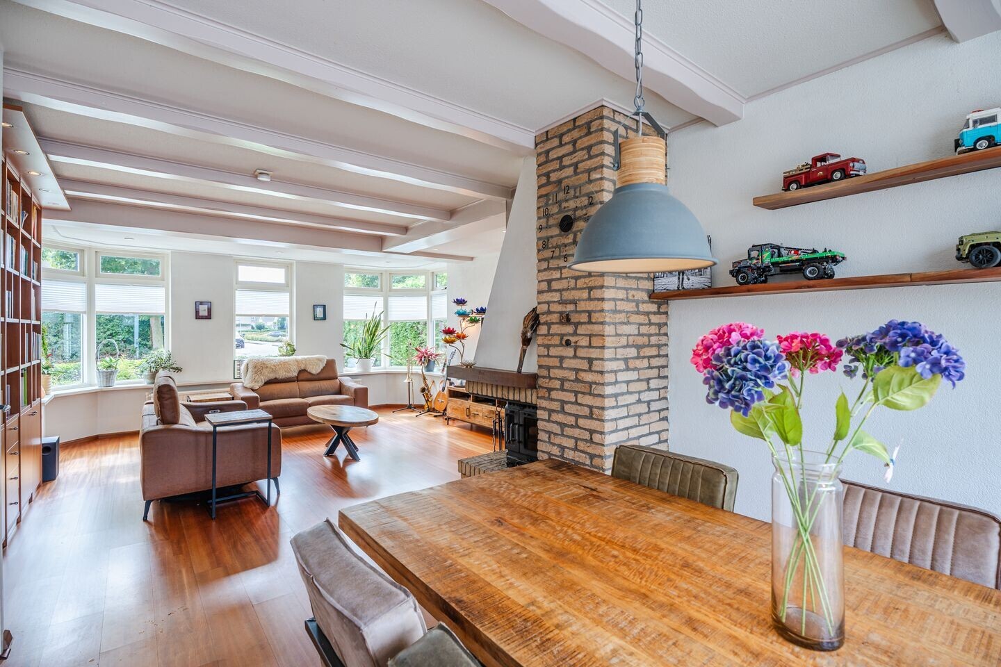 Hoekwoning te koop: La Reinelaan 54, Bovenkarspel