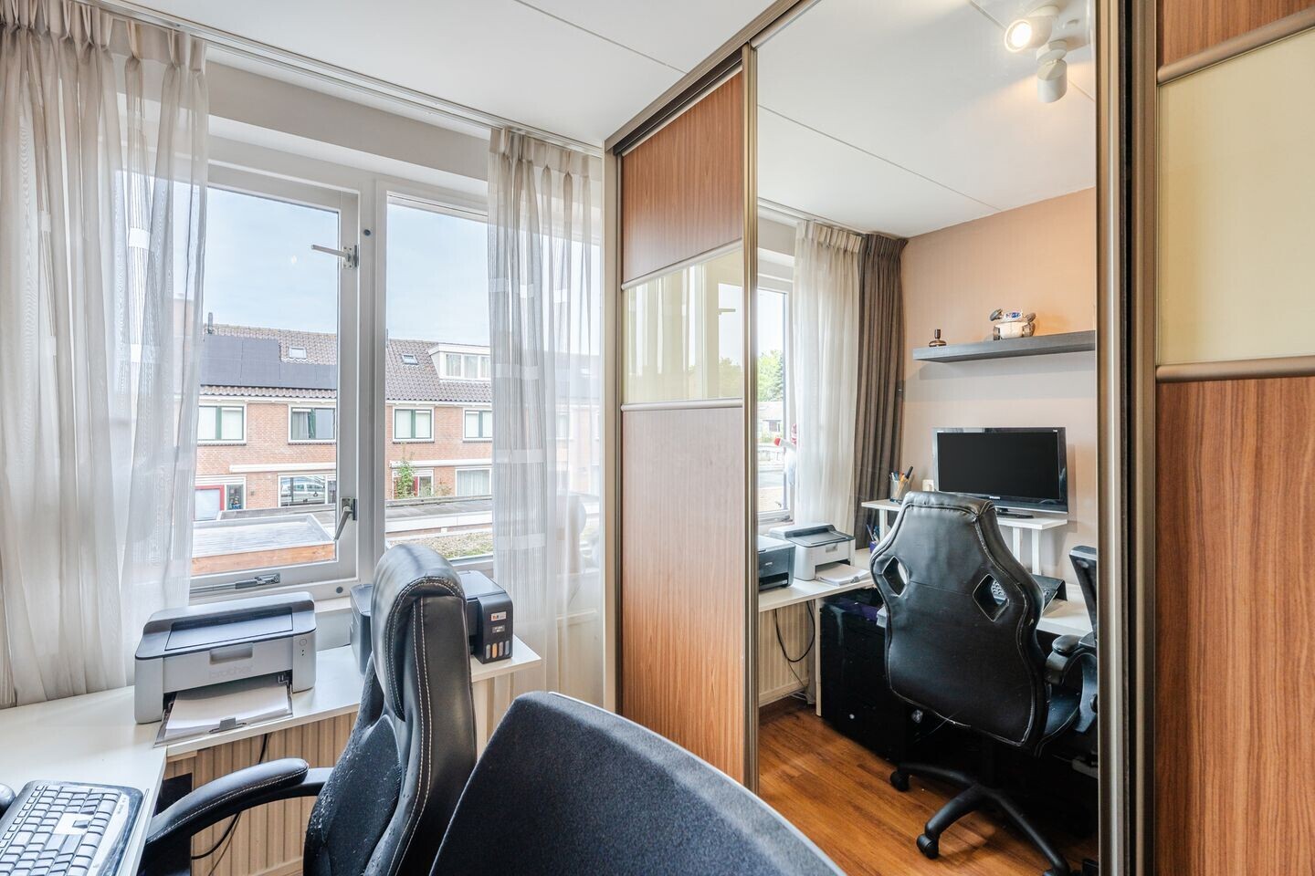 Hoekwoning te koop: La Reinelaan 54, Bovenkarspel