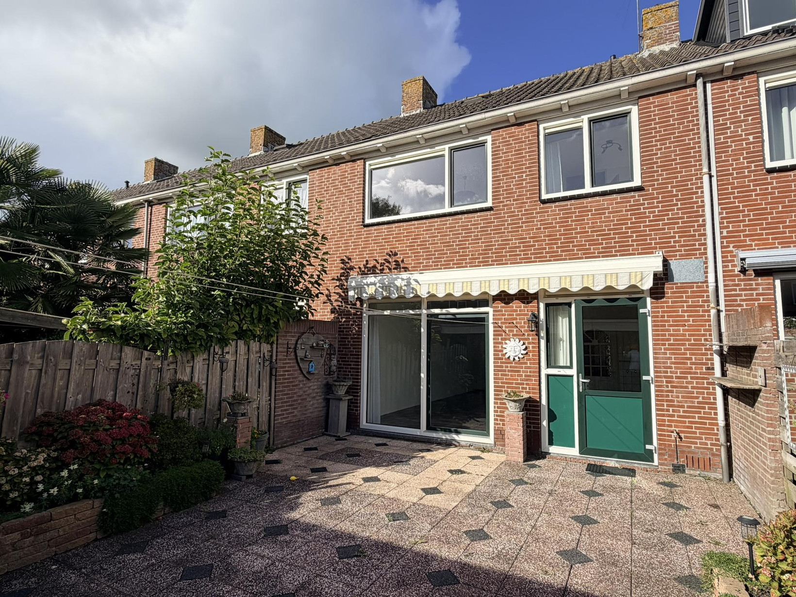 Tussenwoning te koop: Willem Andriessenweg 19, Bovenkarspel