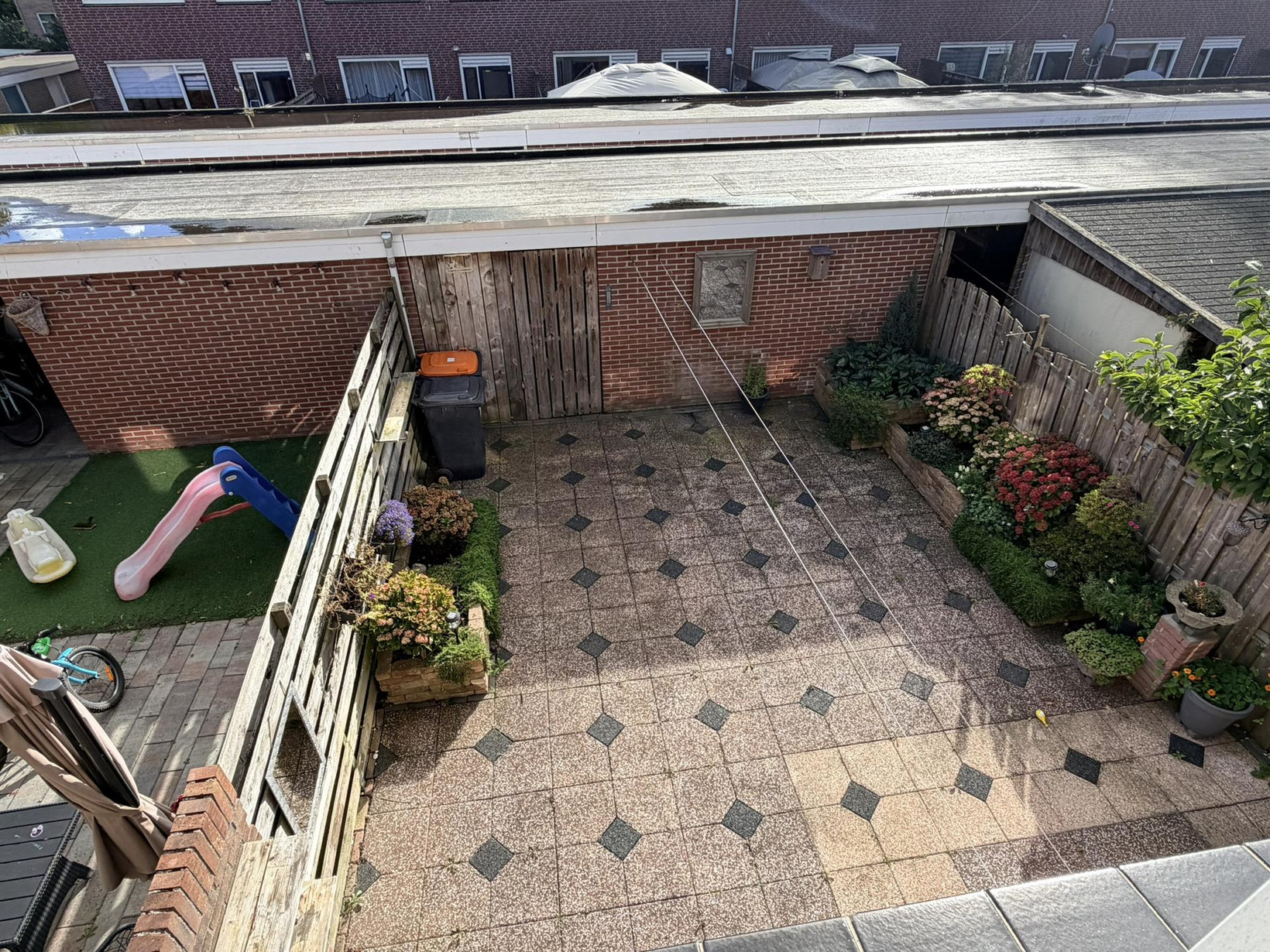 Tussenwoning te koop: Willem Andriessenweg 19, Bovenkarspel