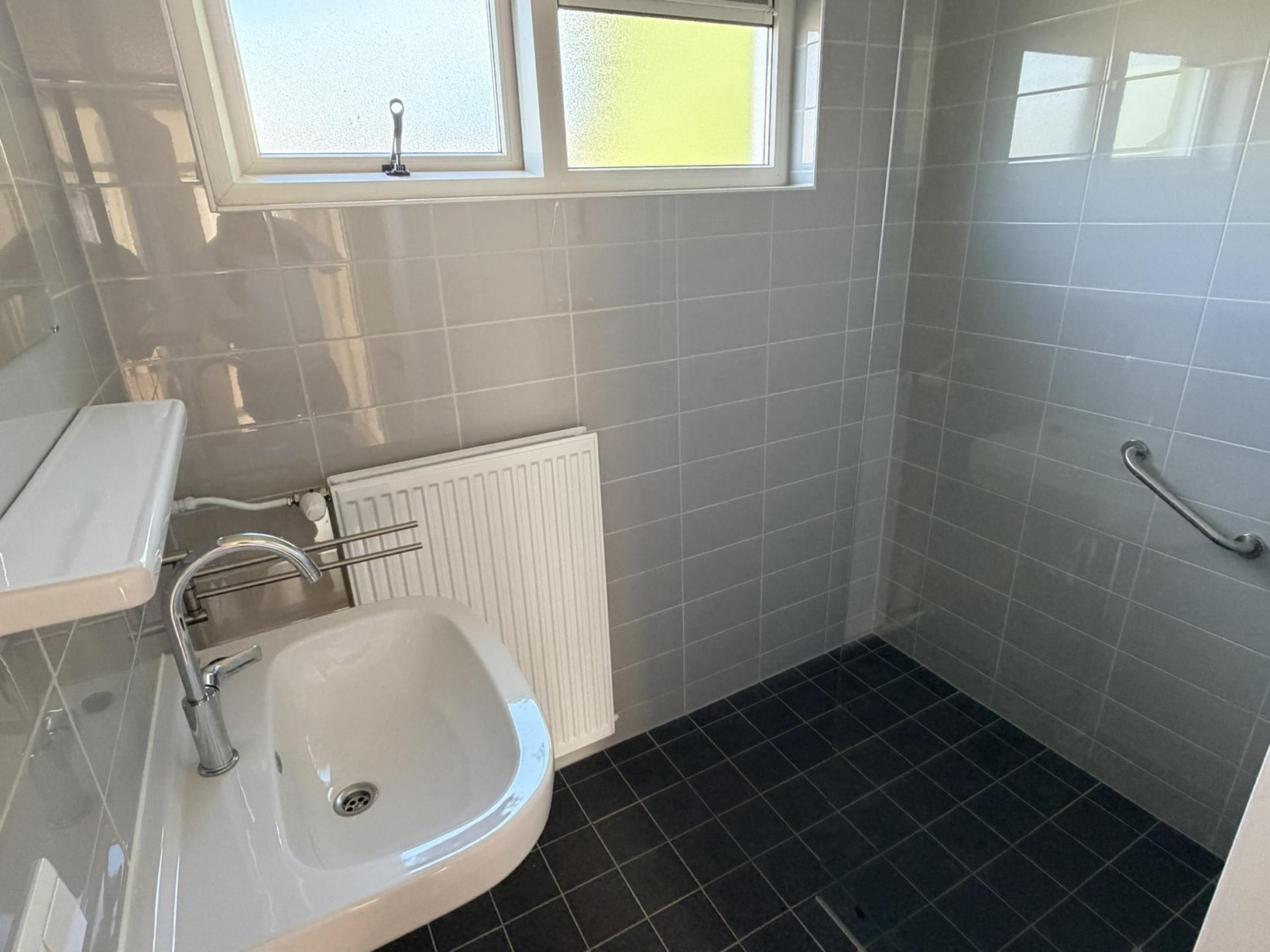 Tussenwoning te koop: Willem Andriessenweg 19, Bovenkarspel