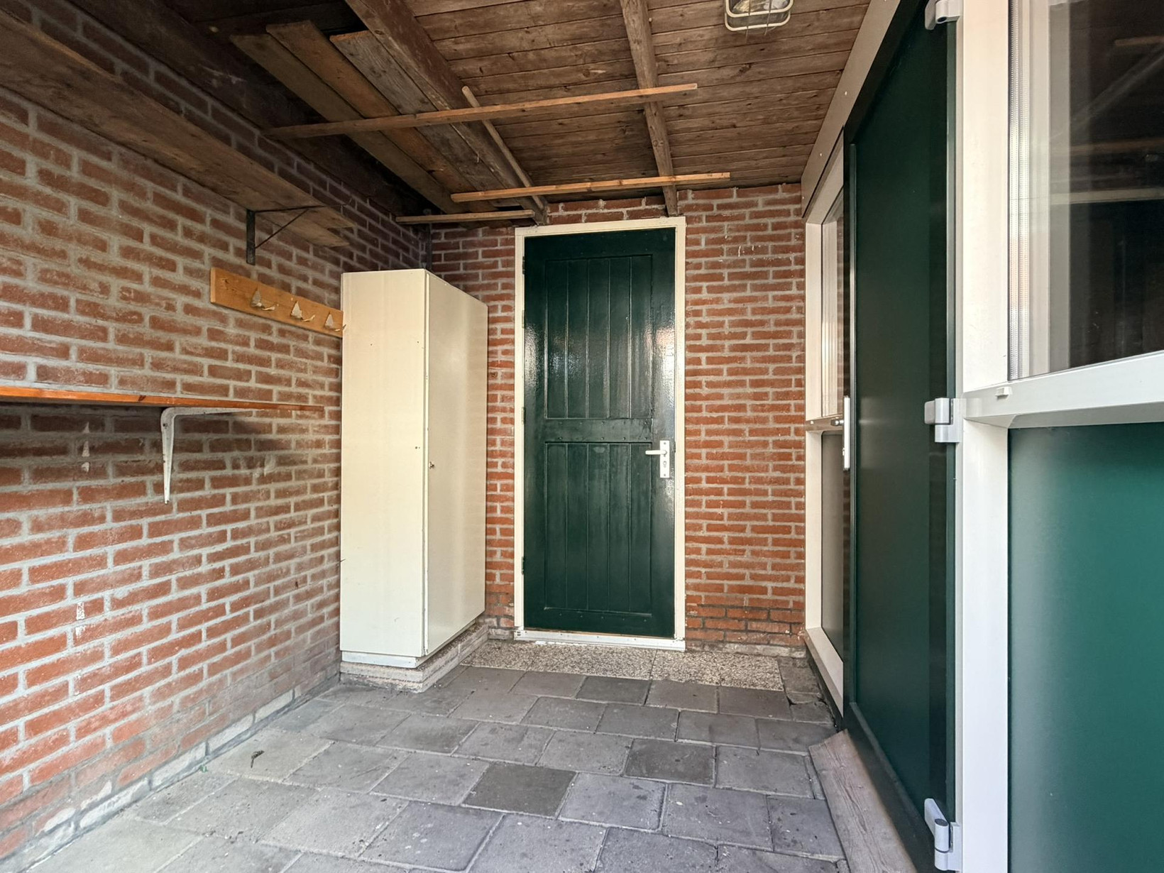 Tussenwoning te koop: Willem Andriessenweg 19, Bovenkarspel