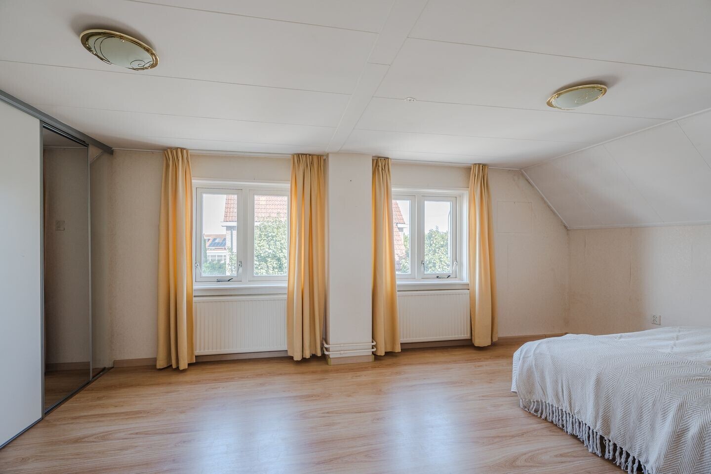 Vrijstaande woning te koop: Zesstedenweg 73, Grootebroek