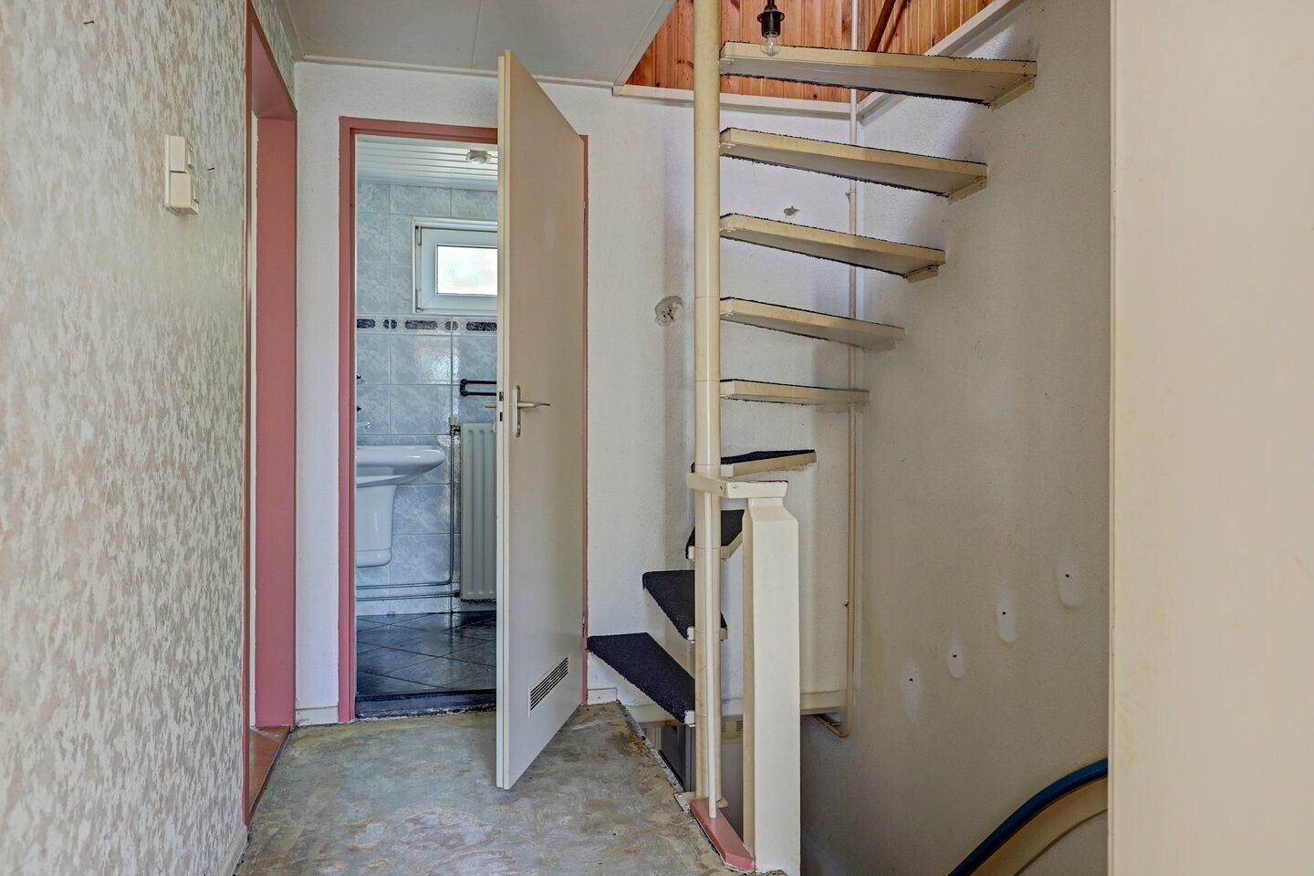 Tussenwoning te koop: Platanenlaan 45, Grootebroek