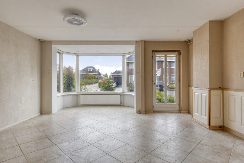 Hoekwoning te koop: De Weed 36, Lutjebroek
