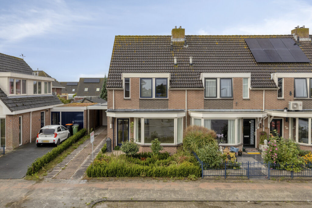 Hoekwoning te koop: De Weed 36, Lutjebroek