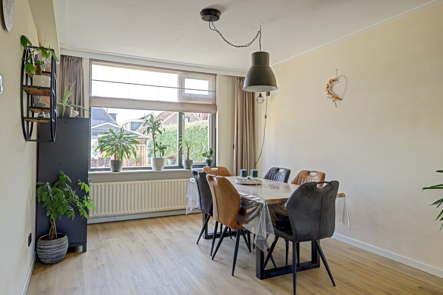 Hoekwoning te koop: Bernhardstraat 75, Hoogkarspel