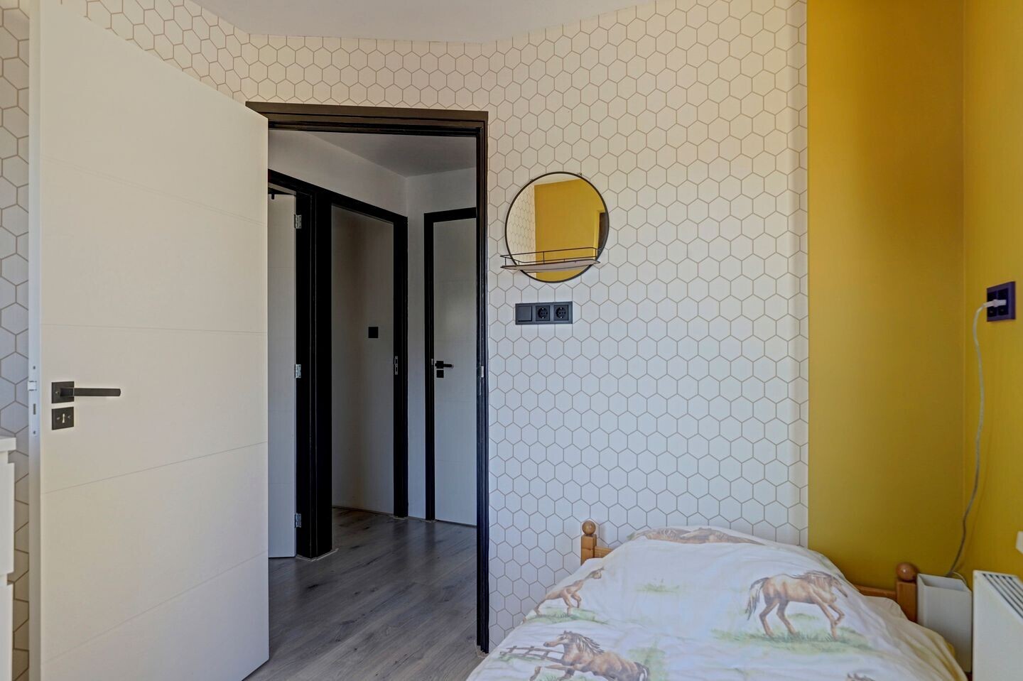 Hoekwoning te koop: Bernhardstraat 75, Hoogkarspel
