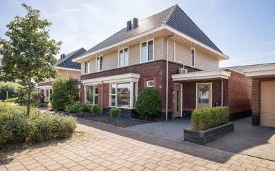 Blauwborst 6