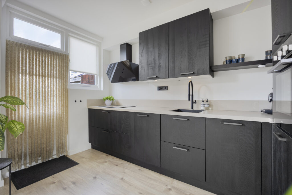 Tussenwoning te koop: Raadhuisstraat 42, Westwoud
