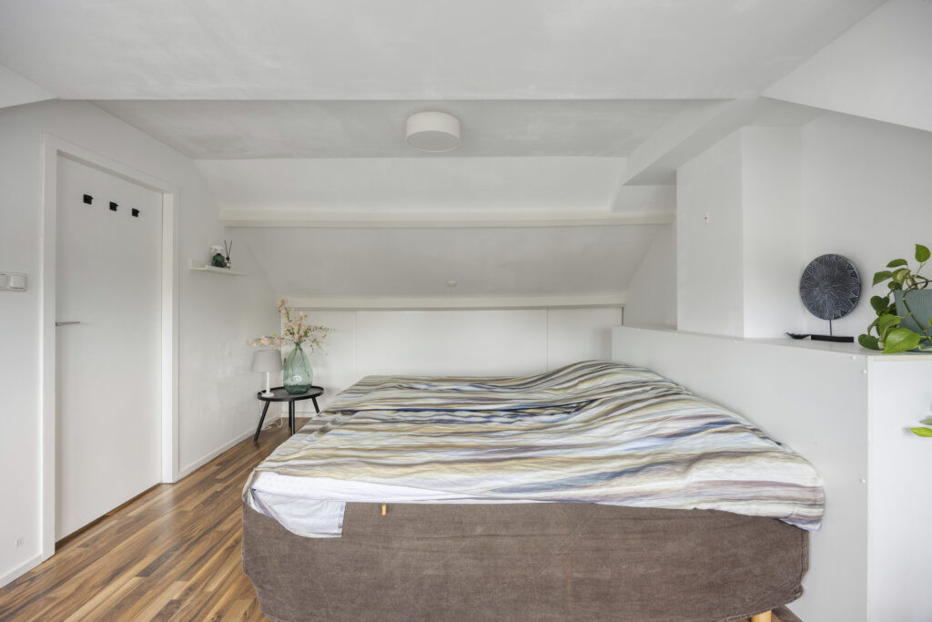 Tussenwoning te koop: Raadhuisstraat 42, Westwoud